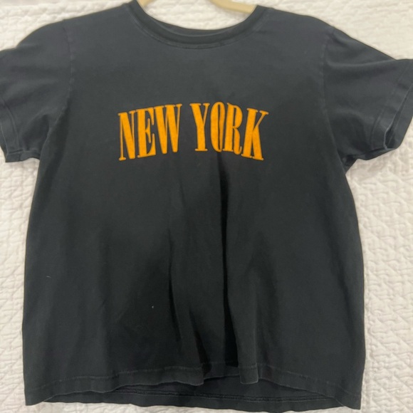 Brandy Melville new york graphic tee - Picture 1 of 2